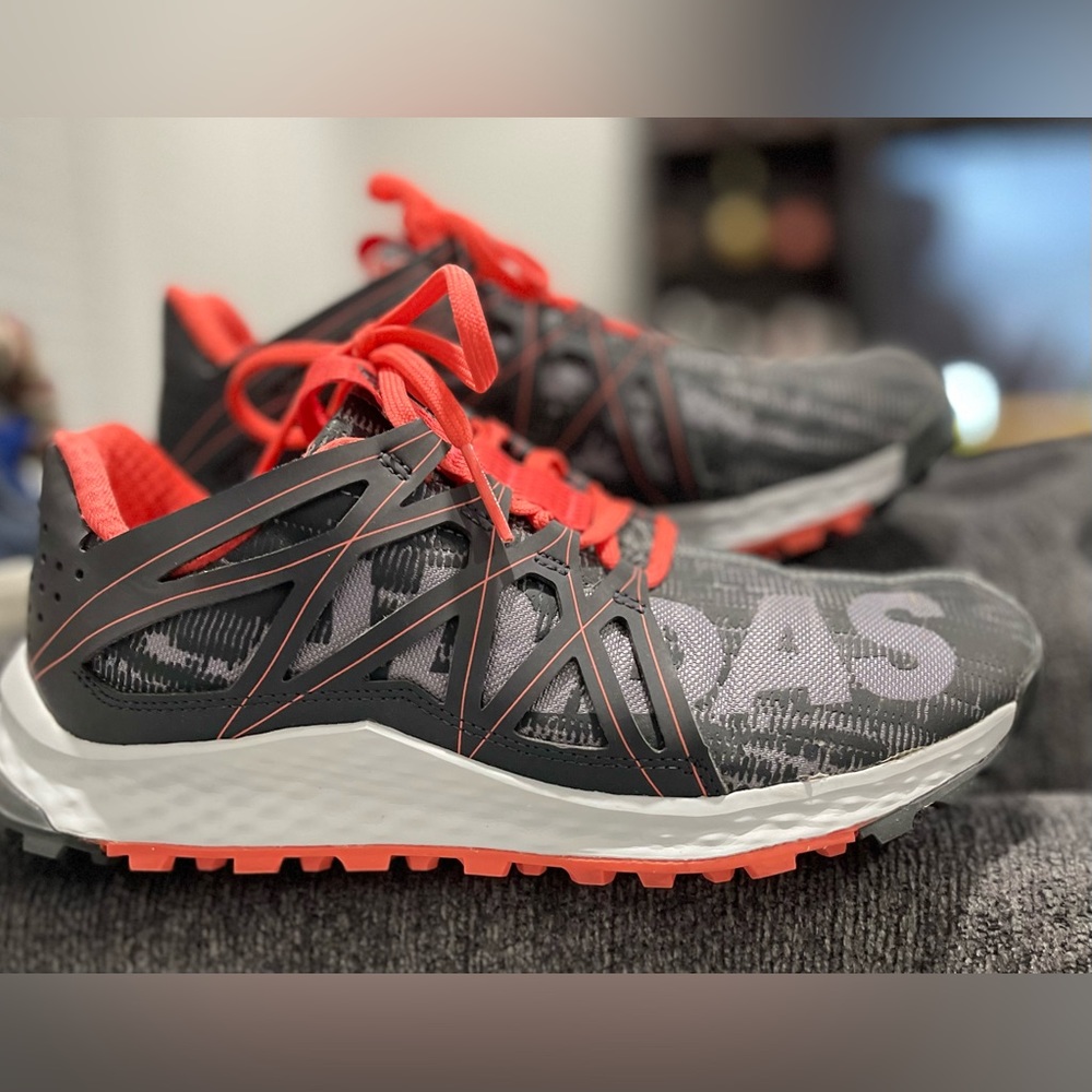 Adidas women shoes. Grey and orange size 7 1/2